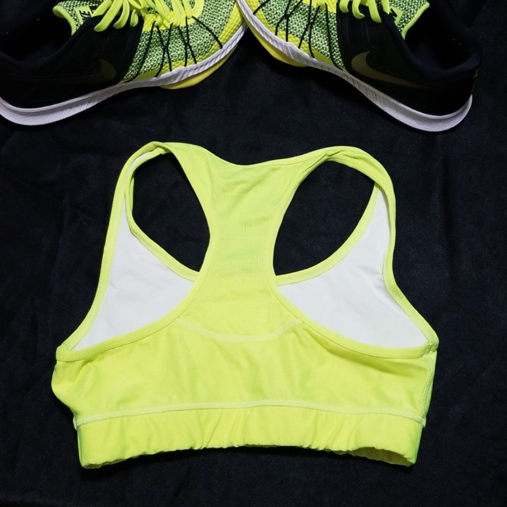 Cascade Sports Bra - Picture 4 of 8